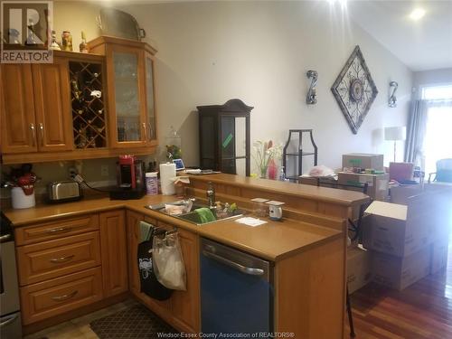 11921 Cobblestone, Windsor, ON - Indoor Photo Showing Kitchen With Double Sink