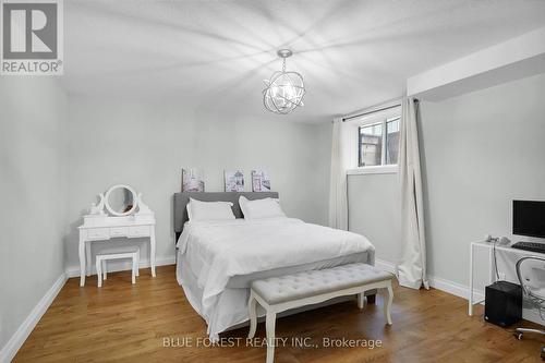 2105 Springridge Drive, London, ON - Indoor Photo Showing Bedroom