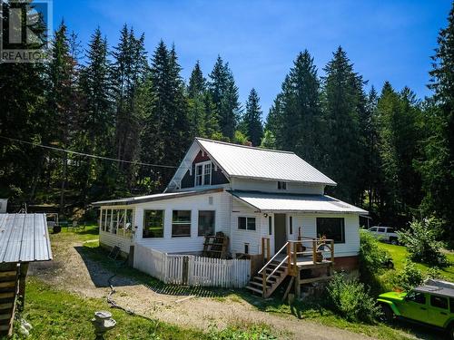 1766 Riondel  N Road, Riondel, BC - Outdoor