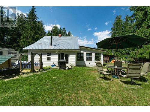 1766 Riondel  N Road, Riondel, BC - Outdoor