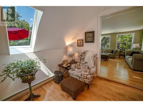 1766 Riondel  N Road, Riondel, BC - Indoor Photo Showing Living Room