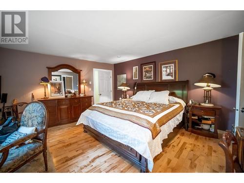 1766 Riondel  N Road, Riondel, BC - Indoor Photo Showing Bedroom