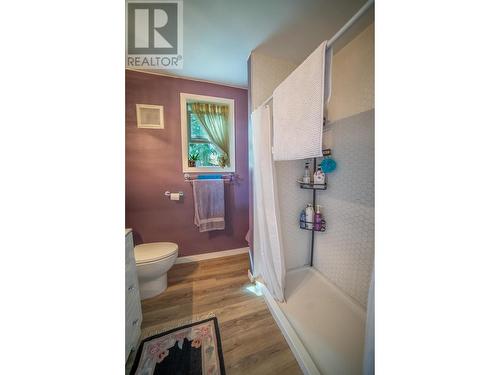 1766 Riondel  N Road, Riondel, BC - Indoor Photo Showing Bathroom