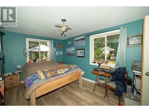 1766 Riondel  N Road, Riondel, BC - Indoor Photo Showing Bedroom