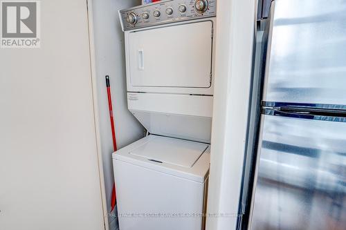 1004 - 15 Bruyeres Mews, Toronto, ON - Indoor Photo Showing Laundry Room