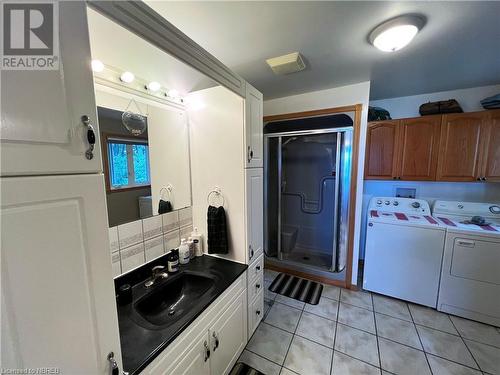 640 Lac Des Deux Milles Road, Sturgeon Falls, ON - Indoor Photo Showing Laundry Room