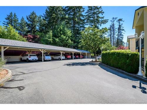 304-1902 Comox Ave, Comox, BC - Outdoor