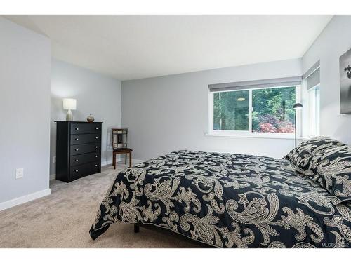 304-1902 Comox Ave, Comox, BC - Indoor Photo Showing Bedroom