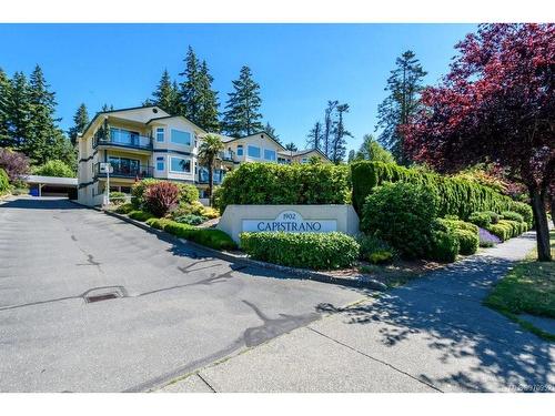 304-1902 Comox Ave, Comox, BC - Outdoor