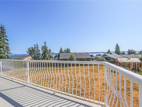 10863 Willcox Rd, Ladysmith, BC 