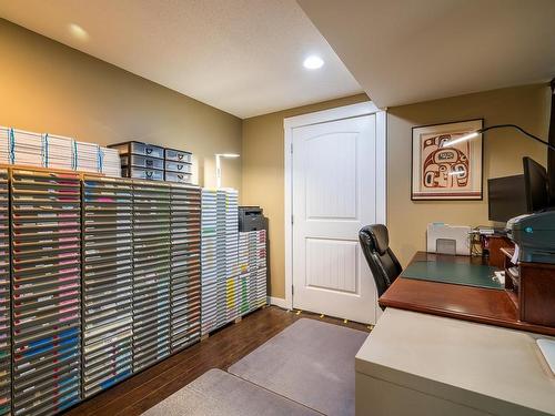 1937 Cardinal Drive, Kamloops, BC - Indoor Photo Showing Other Room