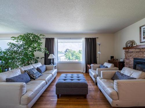 1937 Cardinal Drive, Kamloops, BC - Indoor Photo Showing Living Room With Fireplace