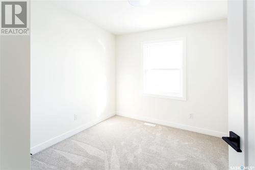 555 Fast Way, Saskatoon, SK - Indoor Photo Showing Other Room