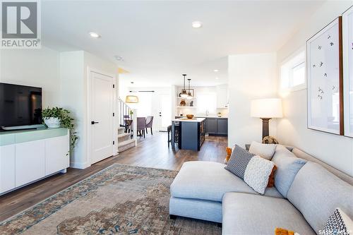 555 Fast Way, Saskatoon, SK - Indoor Photo Showing Living Room