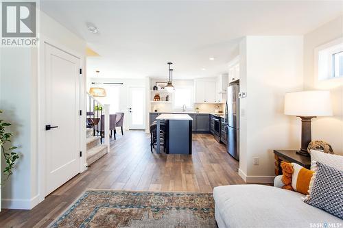 555 Fast Way, Saskatoon, SK - Indoor Photo Showing Living Room