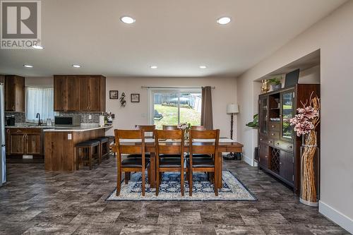 3003 Vista Ridge Drive, Prince George, BC - Indoor Photo Showing Dining Room