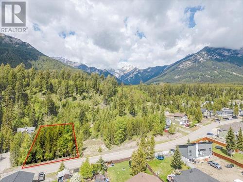 10 Dawson Crescent, Elkford, BC 