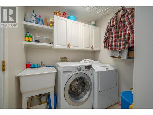 1290 Menu Road, West Kelowna, BC - Indoor Photo Showing Laundry Room