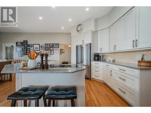 1290 Menu Road, West Kelowna, BC - Indoor Photo Showing Kitchen With Upgraded Kitchen