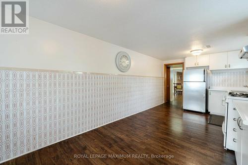 124 Firgrove Crescent, Toronto (Glenfield-Jane Heights), ON - Indoor Photo Showing Kitchen