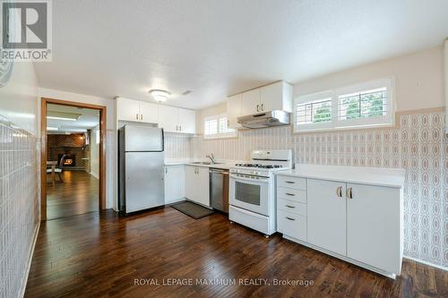 124 Firgrove Crescent, Toronto (Glenfield-Jane Heights), ON - Indoor Photo Showing Kitchen