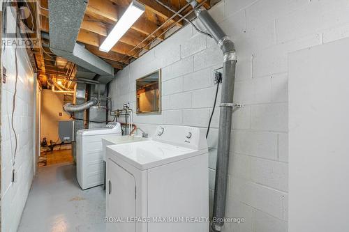 124 Firgrove Crescent, Toronto (Glenfield-Jane Heights), ON - Indoor Photo Showing Laundry Room