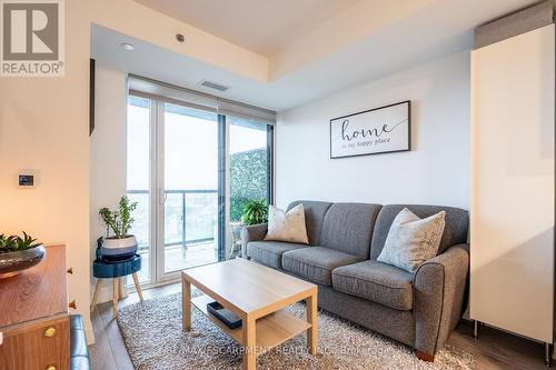 B717 - 3200 Dakota Common, Burlington (Alton), ON - Indoor Photo Showing Living Room