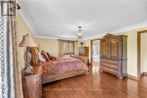 32 Haldimand Trail, Haldimand, ON - Indoor Photo Showing Bedroom