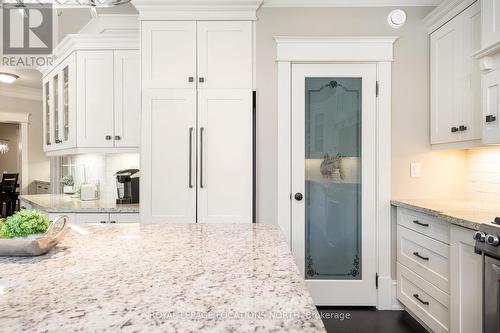 159 Grand Cypress Lane, Blue Mountains (Blue Mountain Resort Area), ON - Indoor Photo Showing Kitchen