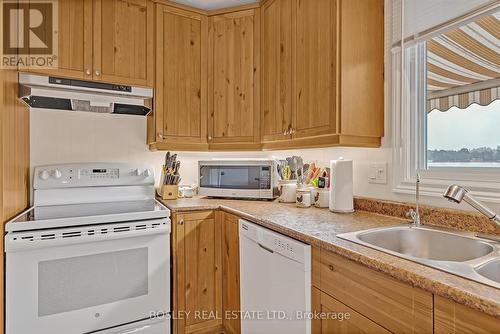 146 Lakeland Road, Kawartha Lakes (Bobcaygeon), ON - Indoor Photo Showing Kitchen With Double Sink