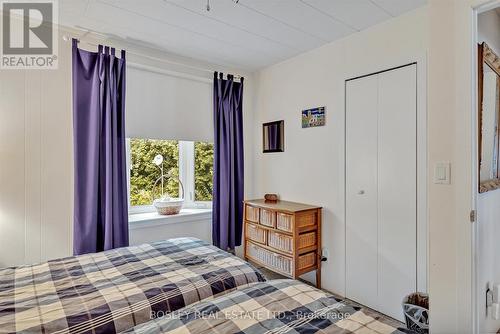 146 Lakeland Road, Kawartha Lakes (Bobcaygeon), ON - Indoor Photo Showing Bedroom