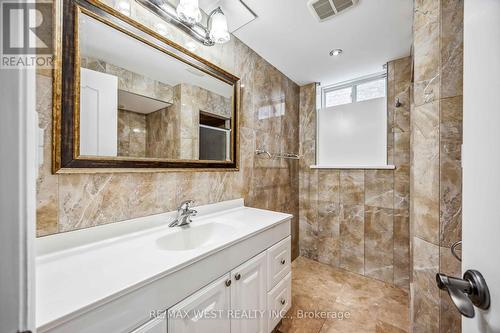 143 Monterey Road, Vaughan, ON - Indoor Photo Showing Bathroom