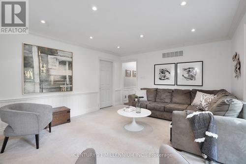 1446 Durham Street, Oakville (Eastlake), ON - Indoor Photo Showing Living Room