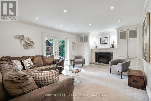 1446 Durham Street, Oakville (Eastlake), ON - Indoor Photo Showing Living Room With Fireplace