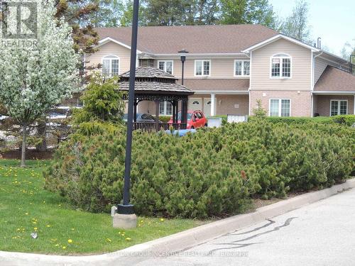 10 - 222 Steel Street, Barrie (Grove East), ON - Outdoor