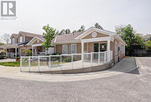 10 - 222 Steel Street, Barrie (Grove East), ON - Outdoor With Deck Patio Veranda