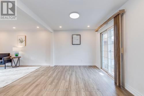 615 Cumberland Avenue E, Burlington (Appleby), ON - Indoor Photo Showing Other Room