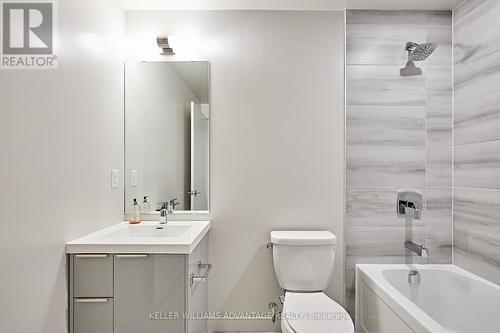 415 - 90 Glen Everest Road, Toronto (Birchcliffe-Cliffside), ON - Indoor Photo Showing Bathroom