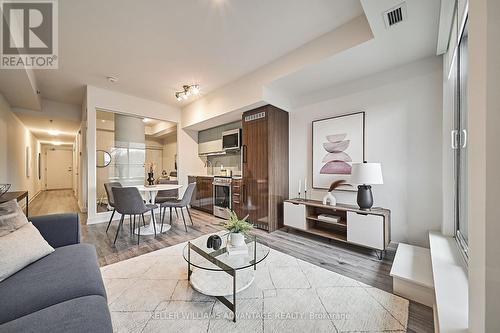 317 - 90 Glen Everest Road, Toronto (Birchcliffe-Cliffside), ON - Indoor Photo Showing Living Room