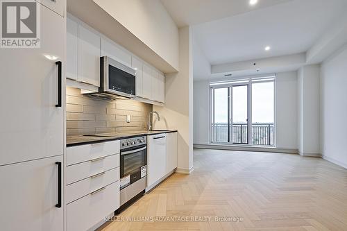 1011 - 90 Glen Everest Road, Toronto (Birchcliffe-Cliffside), ON - Indoor Photo Showing Kitchen