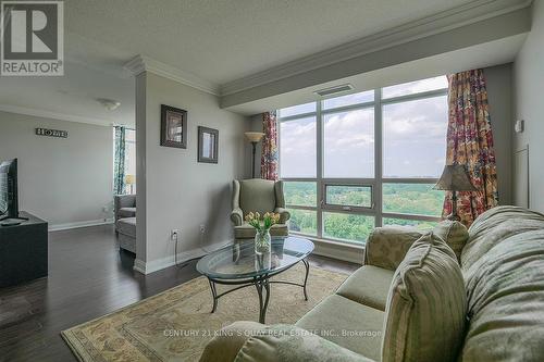 2225 - 238 Bonis Avenue, Toronto (Tam O'Shanter-Sullivan), ON - Indoor Photo Showing Living Room