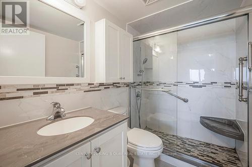 2225 - 238 Bonis Avenue, Toronto (Tam O'Shanter-Sullivan), ON - Indoor Photo Showing Bathroom