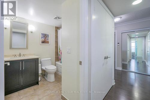 2225 - 238 Bonis Avenue, Toronto (Tam O'Shanter-Sullivan), ON - Indoor Photo Showing Bathroom