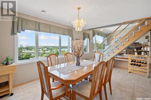 936 Saskatchewan Crescent E, Saskatoon, SK - Indoor Photo Showing Dining Room