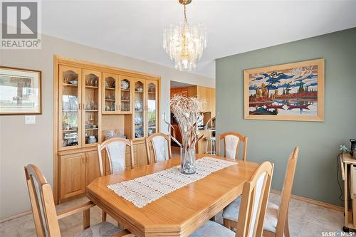 936 Saskatchewan Crescent E, Saskatoon, SK - Indoor Photo Showing Dining Room