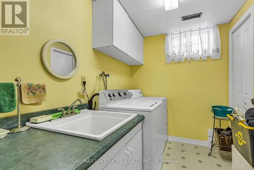 3115 Meyers Road S, Hamilton Township (Baltimore), ON - Indoor Photo Showing Laundry Room