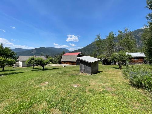 2705 Blewett Road, Nelson, BC - Outdoor With View