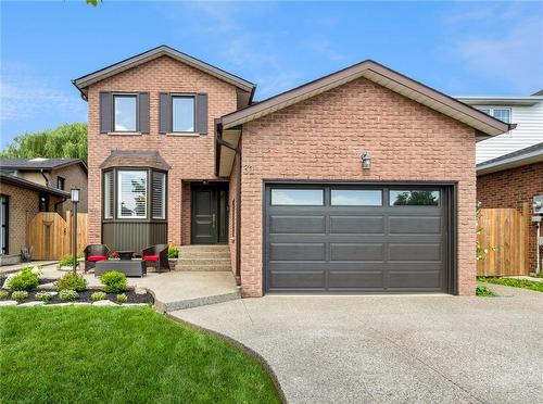 31 Trenholme Crescent, Hamilton, ON - Outdoor