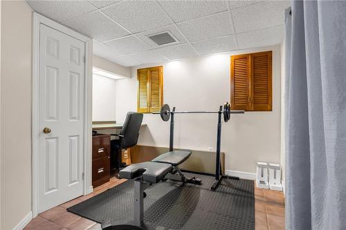 31 Trenholme Crescent, Hamilton, ON - Indoor Photo Showing Gym Room