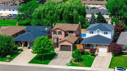 31 Trenholme Crescent, Hamilton, ON - Outdoor With Facade